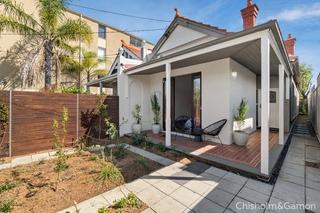 78 Dickens Street