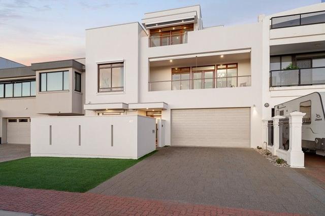 67 Gulf Point Drive, SA 5018