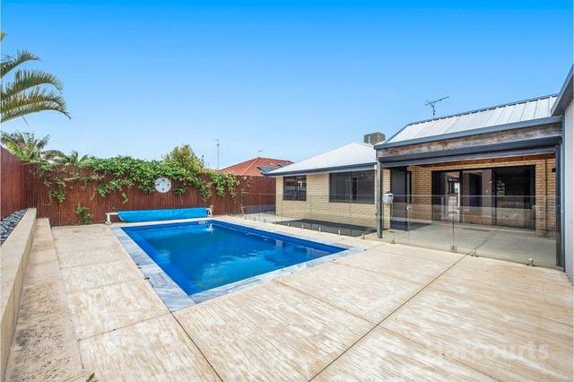 141 Peelwood Parade, WA 6210