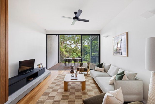 2 Violet Street, NSW 2093