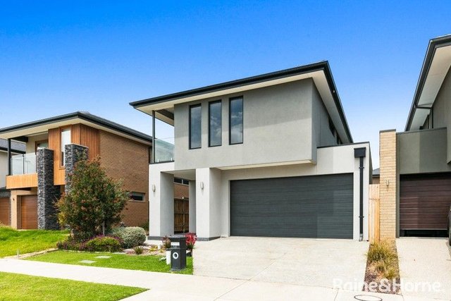 15 Merryfield Circuit, VIC 3027