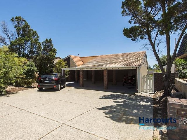 18 Tarongo Way, WA 6015