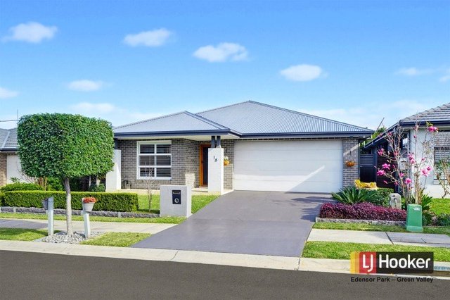 18 Hinton Loop, NSW 2570