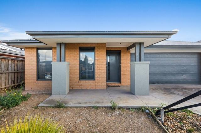 16 Castle Road, VIC 3335