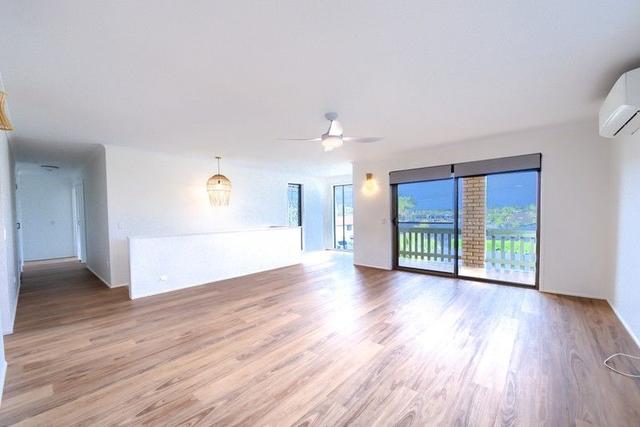 64 Goonawarra Drive, QLD 4557