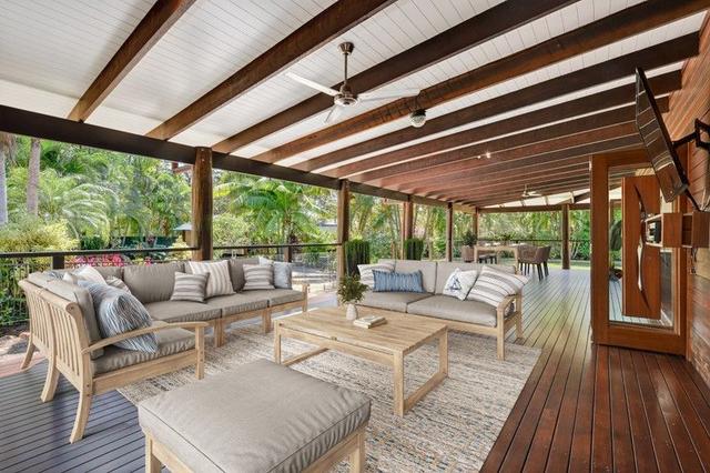 14 Shoalmarra Drive, QLD 4818