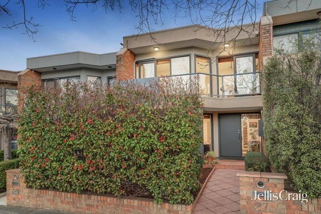 27 Herriotts Boulevard, VIC 3150
