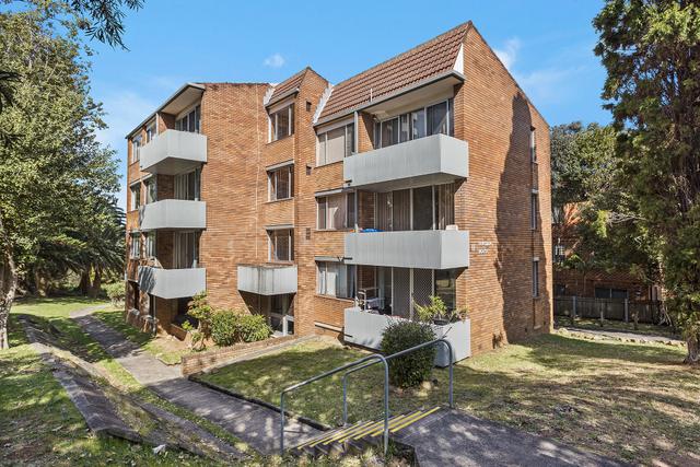 10/11 Kembla Street, NSW 2500