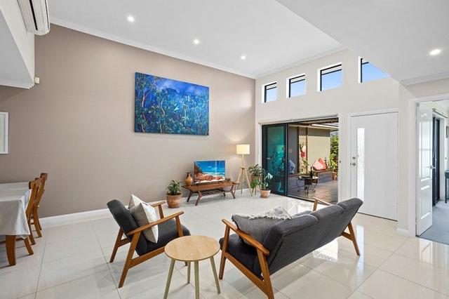2/21 Franklin Avenue, NSW 2516