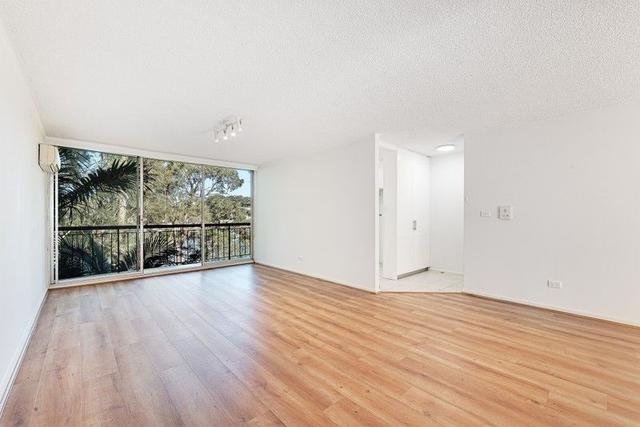 8/300c Burns Bay Road, NSW 2066