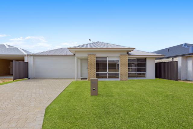 25 Kalbarri Way, WA 6211