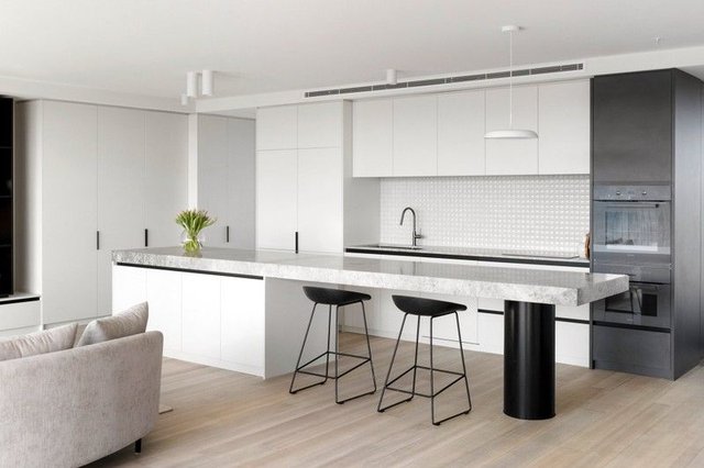 8/10 Newburgh Pl, VIC 3122