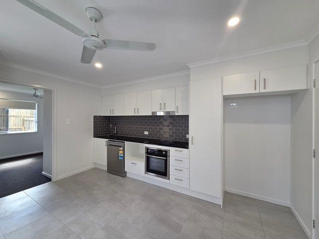 2/60 Coutts Drive, QLD 4505
