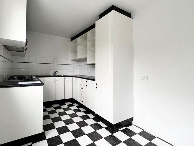 10/17 Mona Place, VIC 3141