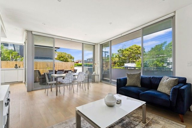 2/9 Diamond Bay Road, NSW 2030