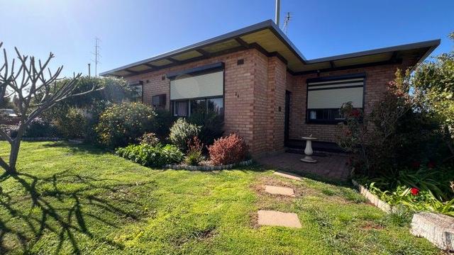 24 McConville Street, SA 5600