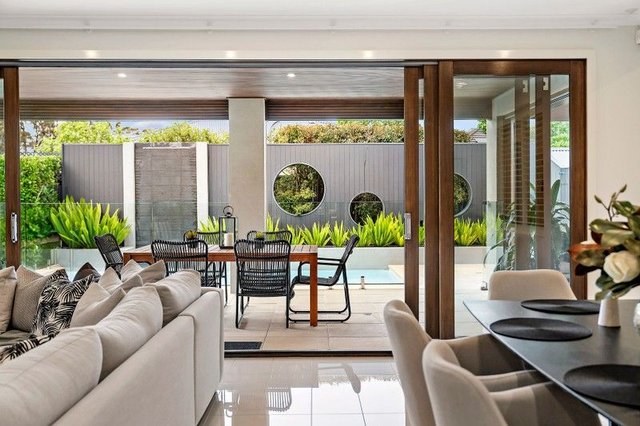 138 Heysen Boulevard, SA 5251