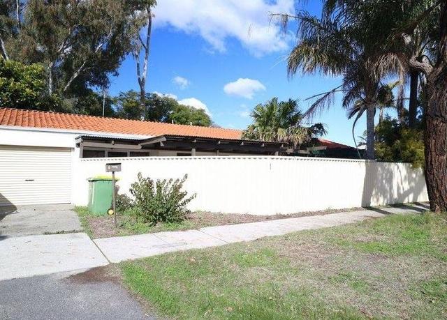 7 Chamberlain Rd, WA 6103