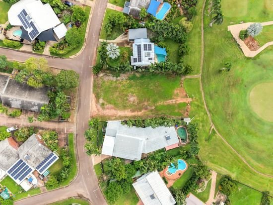 32 Lakes Crescent, NT 0812