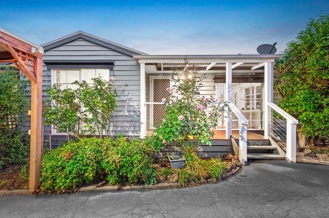 2/158 Watsonia Road, VIC 3087