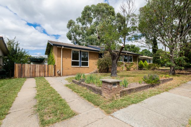 25 Burrinjuck Crescent, ACT 2611