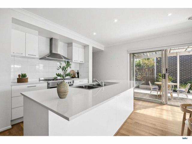 8 Brooker Place, VIC 3228