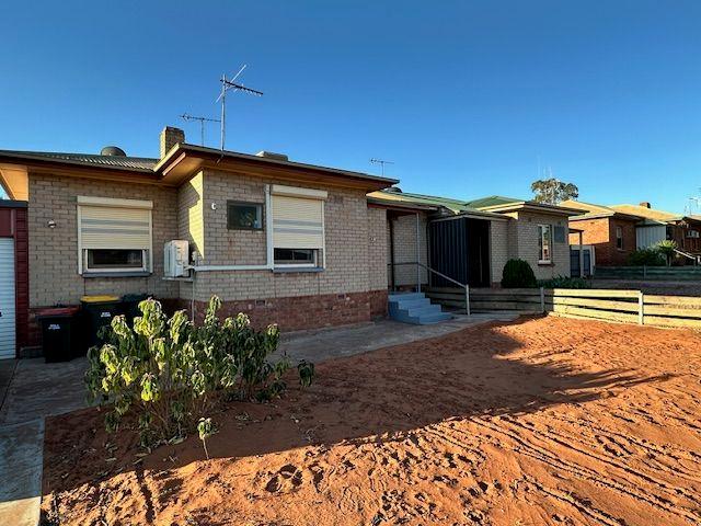 24 Sampson Street, SA 5608