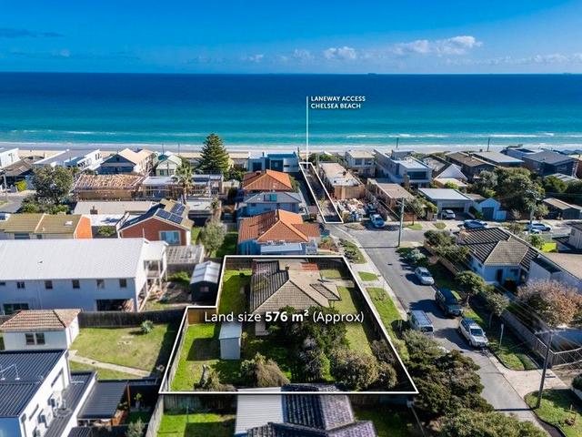 4 Kelvin Grove, VIC 3196