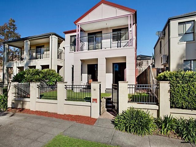 16 Wingate Avenue, NSW 2171