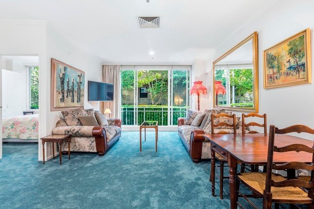 2/28 Southgate Avenue, VIC 3006