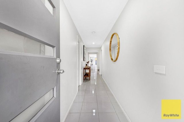 10 Ningaloo Street, VIC 3029