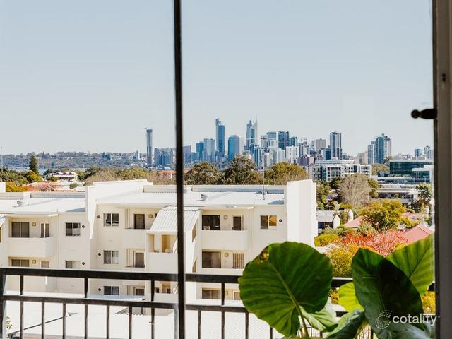 10/11 King George Street, WA 6100