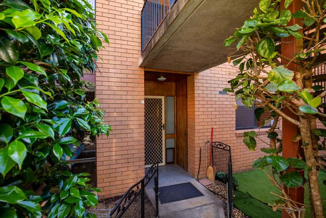 1/6 Kyeamba Street, NSW 2548