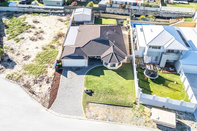 43 Weatherley Drive, WA 6037