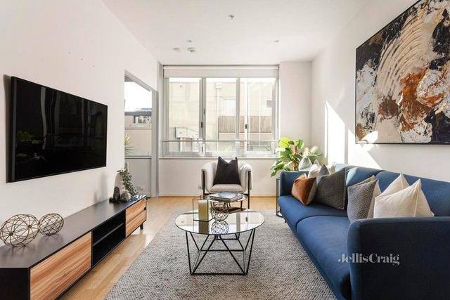 205/166 Wellington Parade, VIC 3002