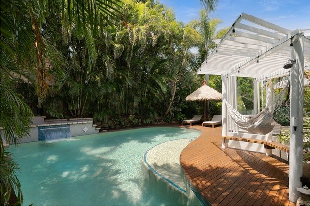 2 Cherrywood Close, QLD 4573