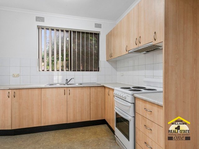 6/111 Castlereagh  Street, NSW 2170