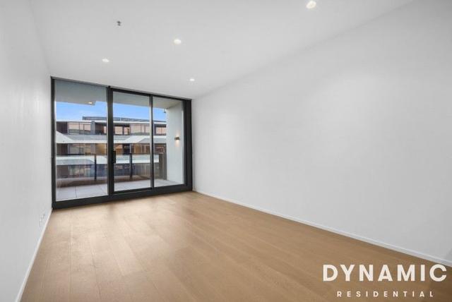 813/627 Victoria Street, VIC 3067