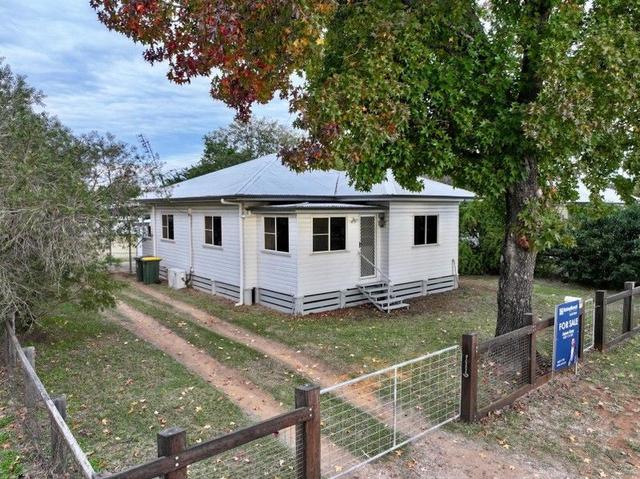 13 Dorney Street, QLD 4413