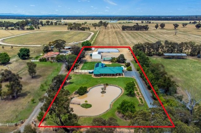 126 River Road, VIC 3631