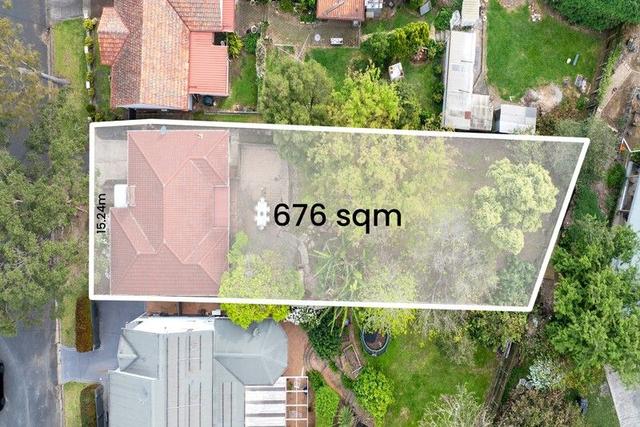 8 Walter Street, NSW 2500