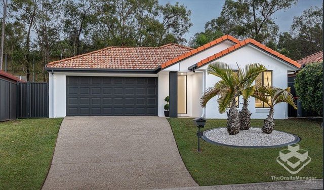 72 Watarrka Drive, QLD 4115