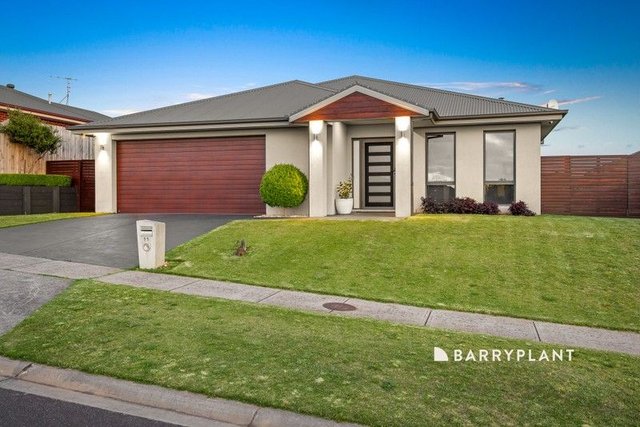 11 Mayfair Drive, VIC 3818