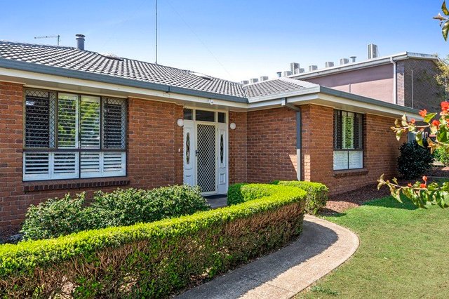 17 Blake  Street, QLD 4350