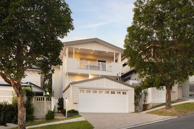 19 Alderley Avenue, QLD 4051