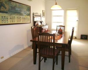 Dining Room (2010-05-08)