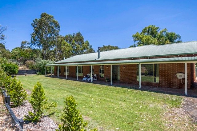 77 Lakelands Drive, WA 6077