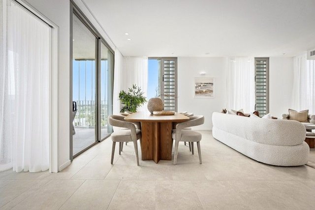 1305/42 Solent Circuit, NSW 2153