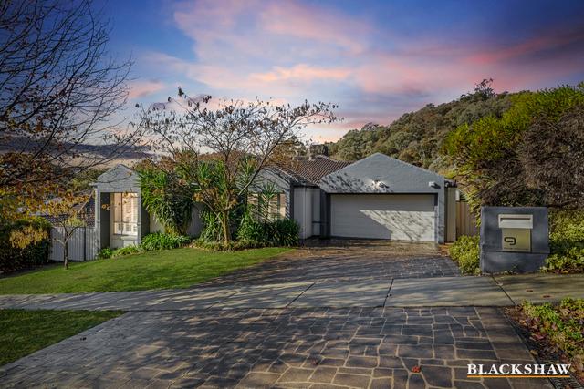 9 Orange Thorn Crescent, ACT 2906