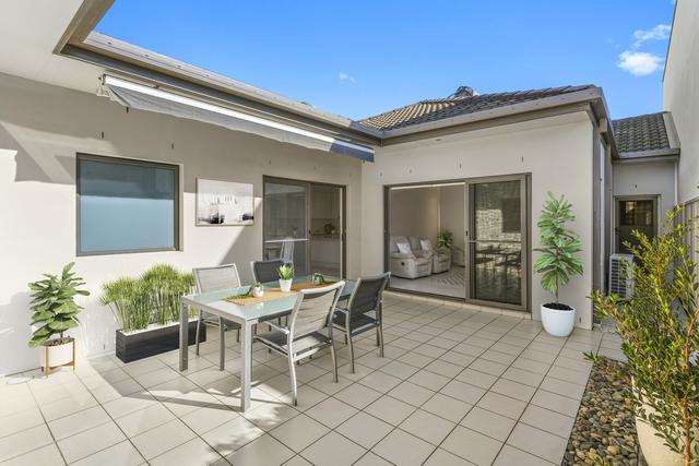 5 The Anchorage, NSW 2444